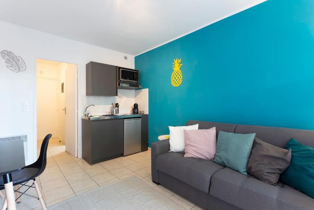 Chez Alexandra - Elegant Studio Avec Parking A Proximite Des Plages Ла-Гранд-Мот Экстерьер фото